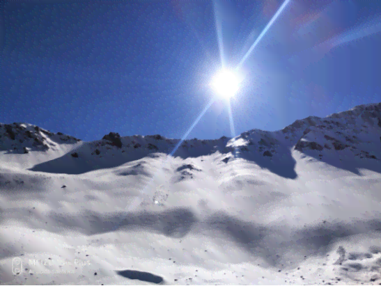 一键打造个性化AI冬日写真，轻松生成雪景主题虚拟照片