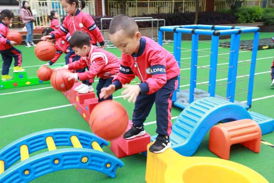 幼儿萝生成课程：幼儿园趣味活动新体验