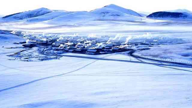 冬日银装素裹世界，怎么用写真文案捕捉这片雪景的暖？