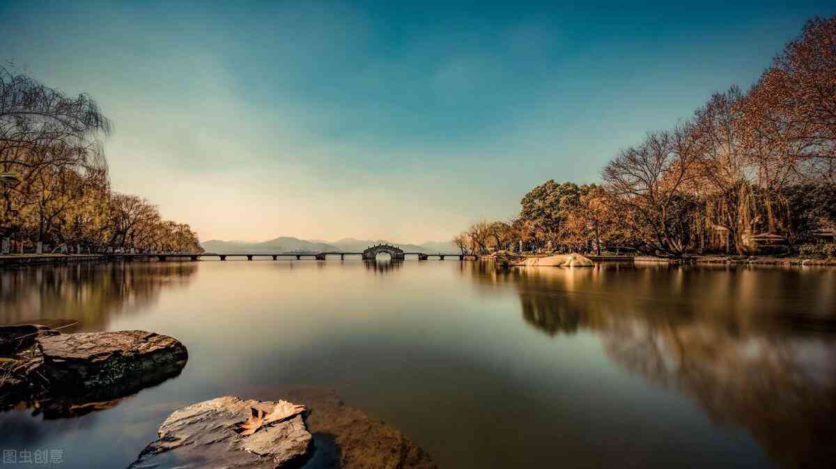 怎么编辑旅游文案吸引人短句及朋友圈发布技巧