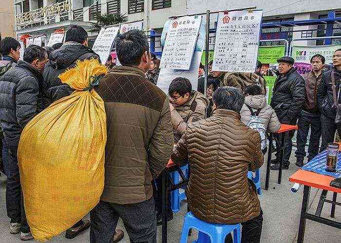 '运用热点素材，打造吸引力满满的微头条内容'