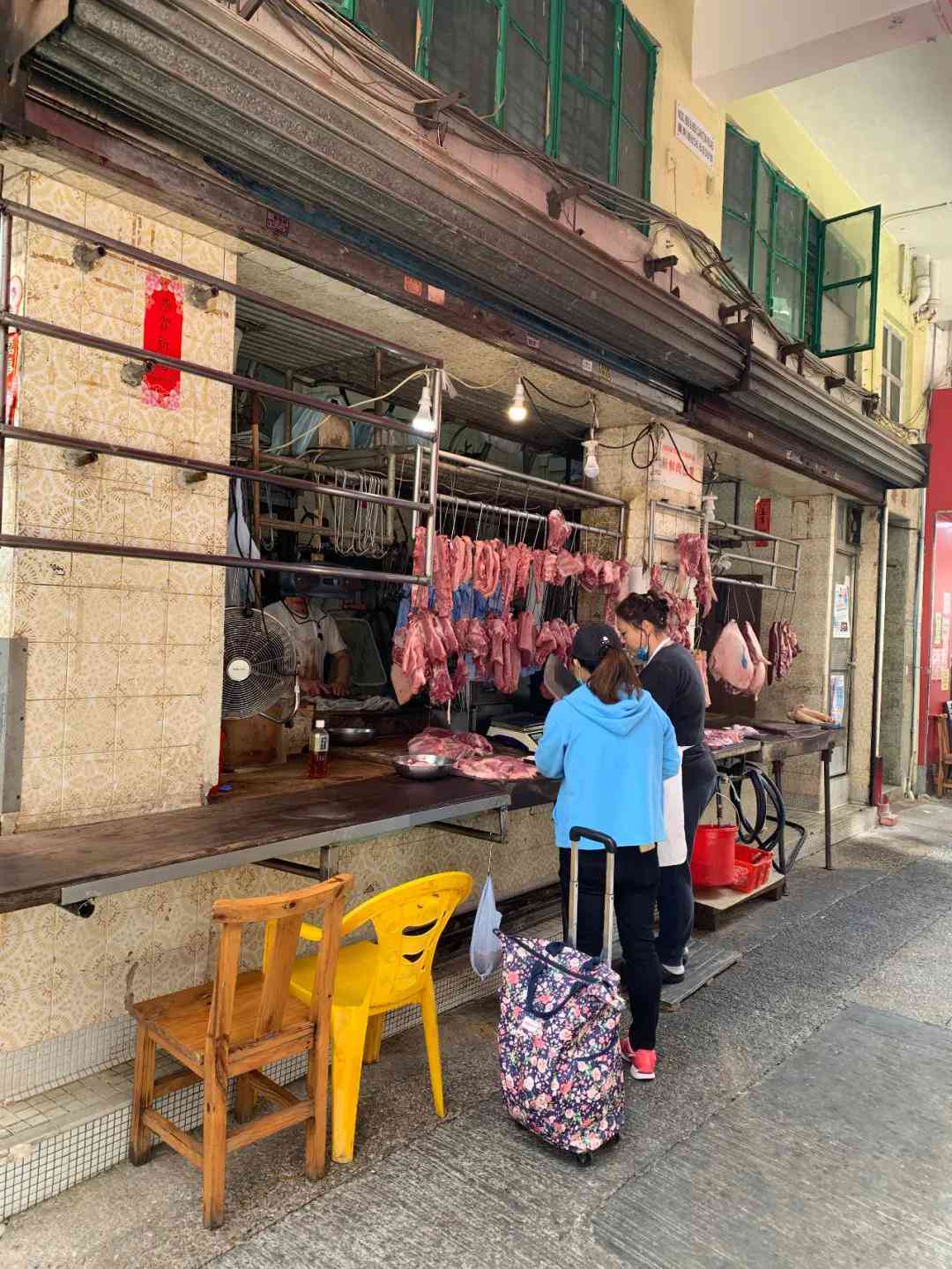 AI社区团购海报文案：创意设计素材与广告文案撰写指南