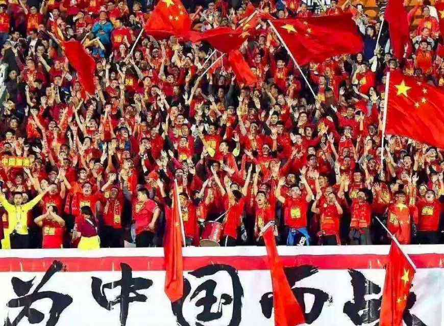 全方位解析：专业足球解说文字与技巧指南