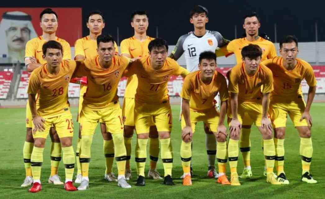 全方位解析：专业足球解说文字与技巧指南