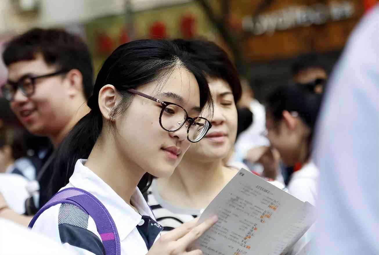 国外查重系统如何检测中文论文：全面解析跨语言查重技术及其适用性