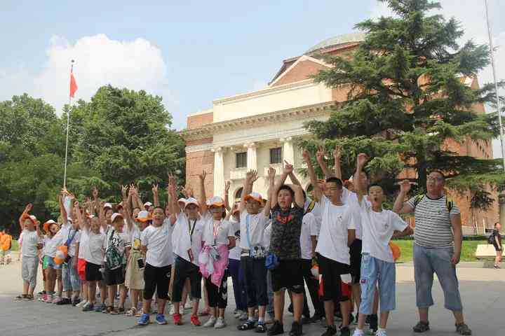 '智能驱动下的大学写作能力培养与训练策略'