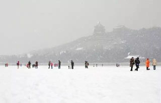 ai绘制下雪文案