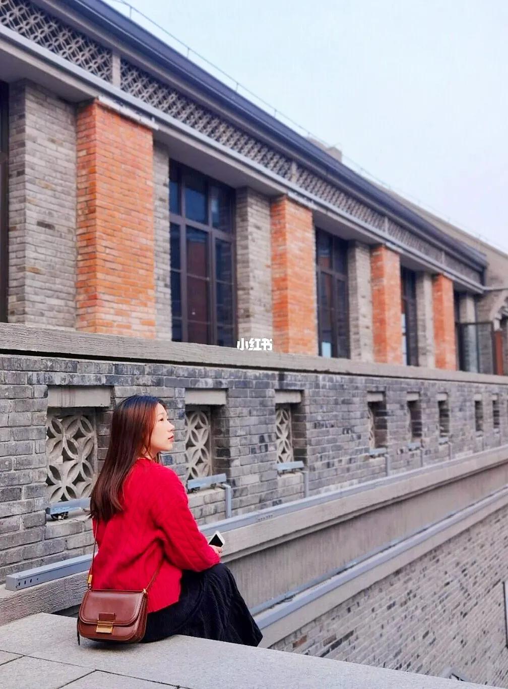 小红书自驾游文案：旅行攻略与出门游玩必看文案     