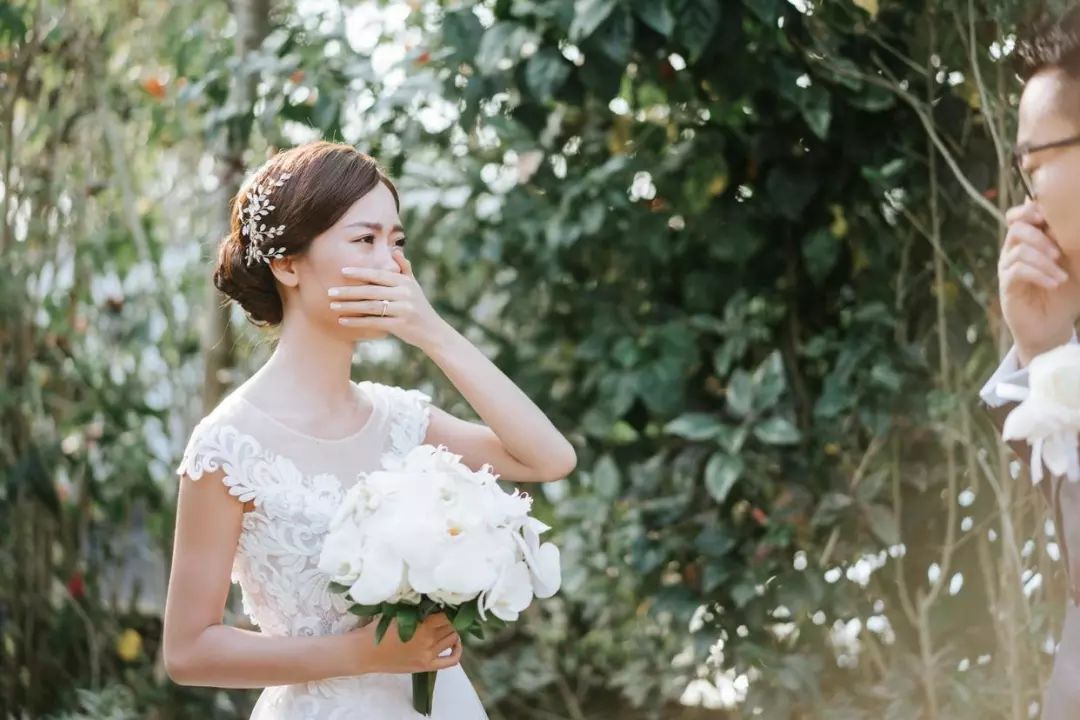 婚礼文案句子：精选美句与短句，打造难忘婚礼回忆