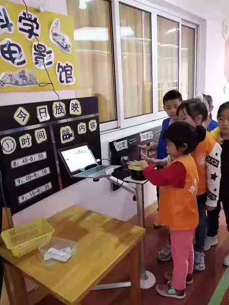 如何用AI自动写作业软件？及手机版使用指南