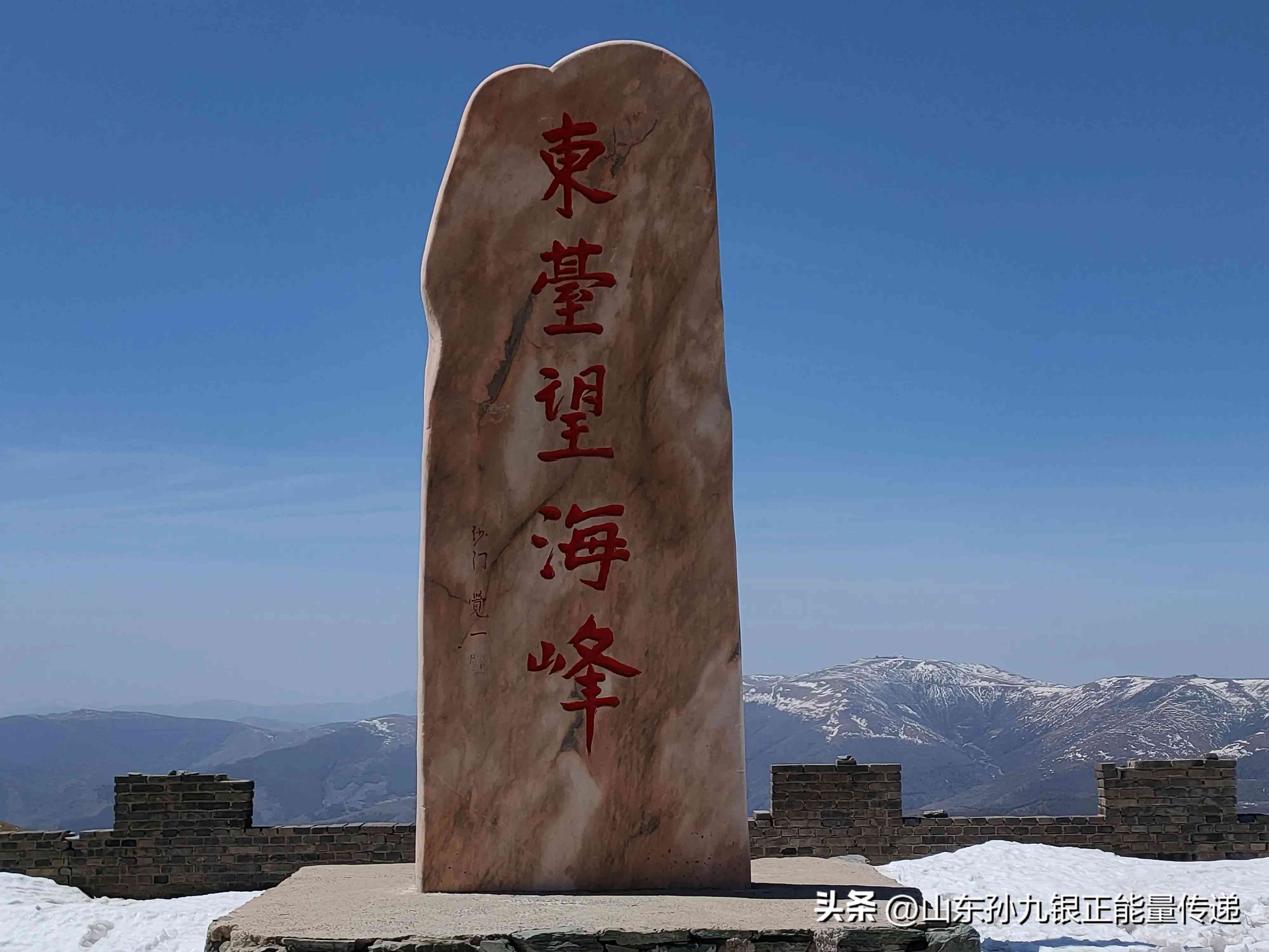 宇宙文案短句干净治愈：精选宇宙主题短句，治愈心灵深处的浩瀚星辰