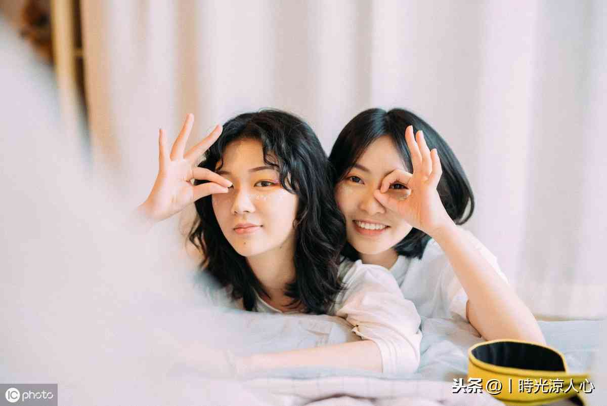 爱姐妹文案：表达姐妹间深厚情感的温馨句子与说说
