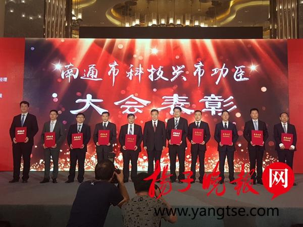 智能未来：AI产业创新与发展趋势解析