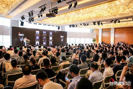 探索AI个性化创作：赋予机器生命与灵魂的奥秘