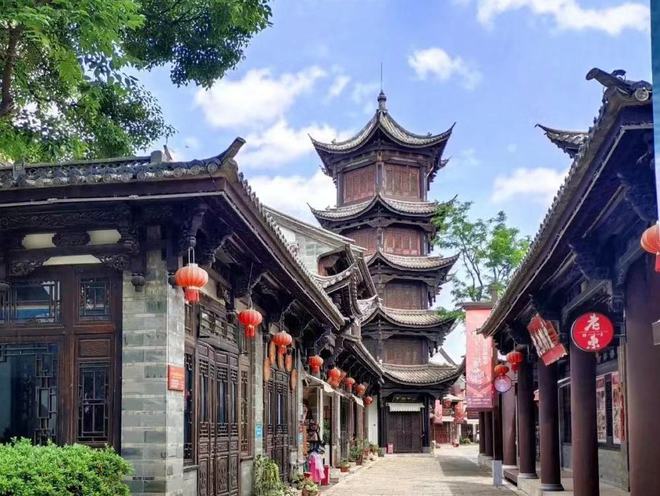 古典风情：探寻古风场景之美与历史人文解析