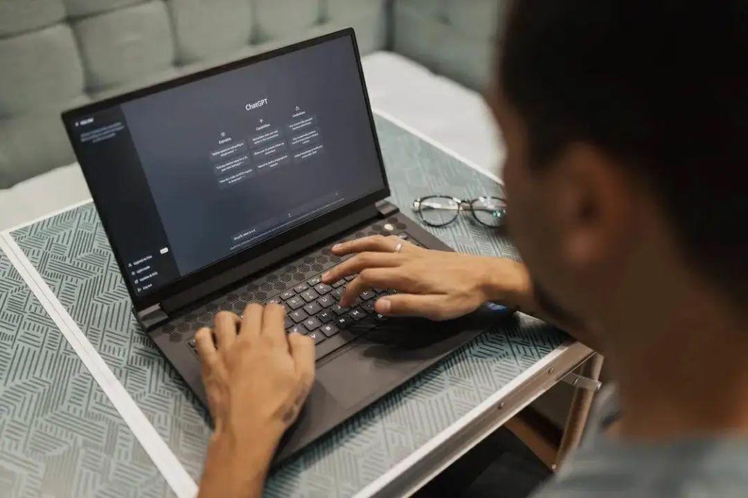 涵盖多款AI创作PPT的免费手机应用程序大全
