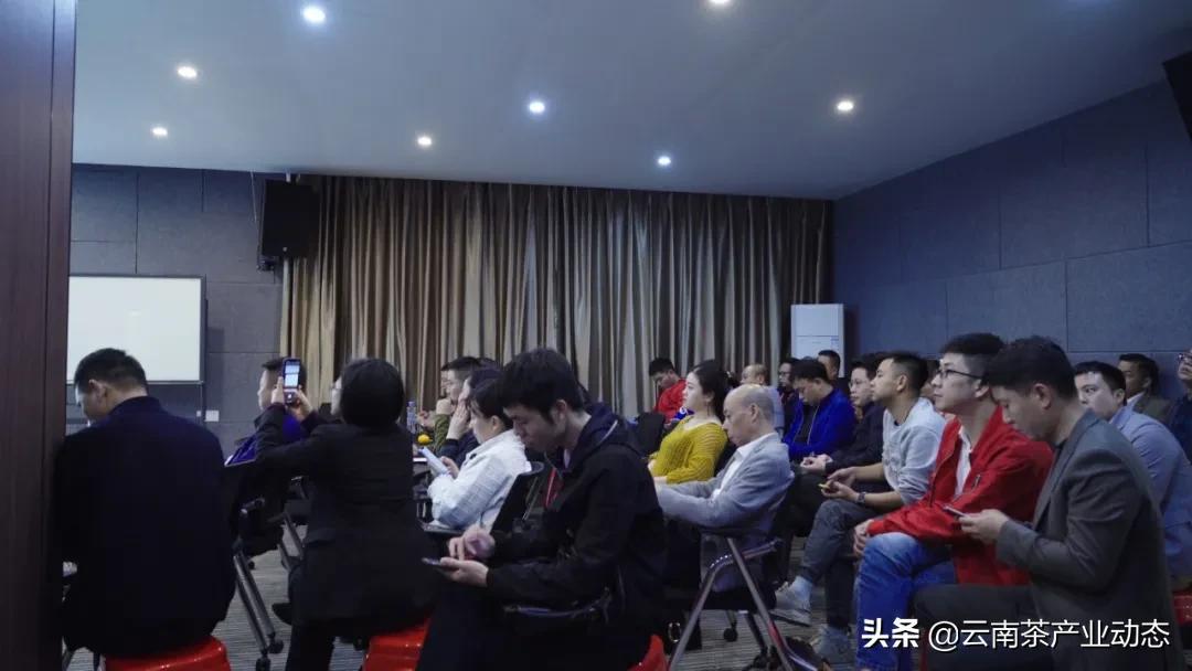 智能写作助手：人工智能赋能在线创作新篇章