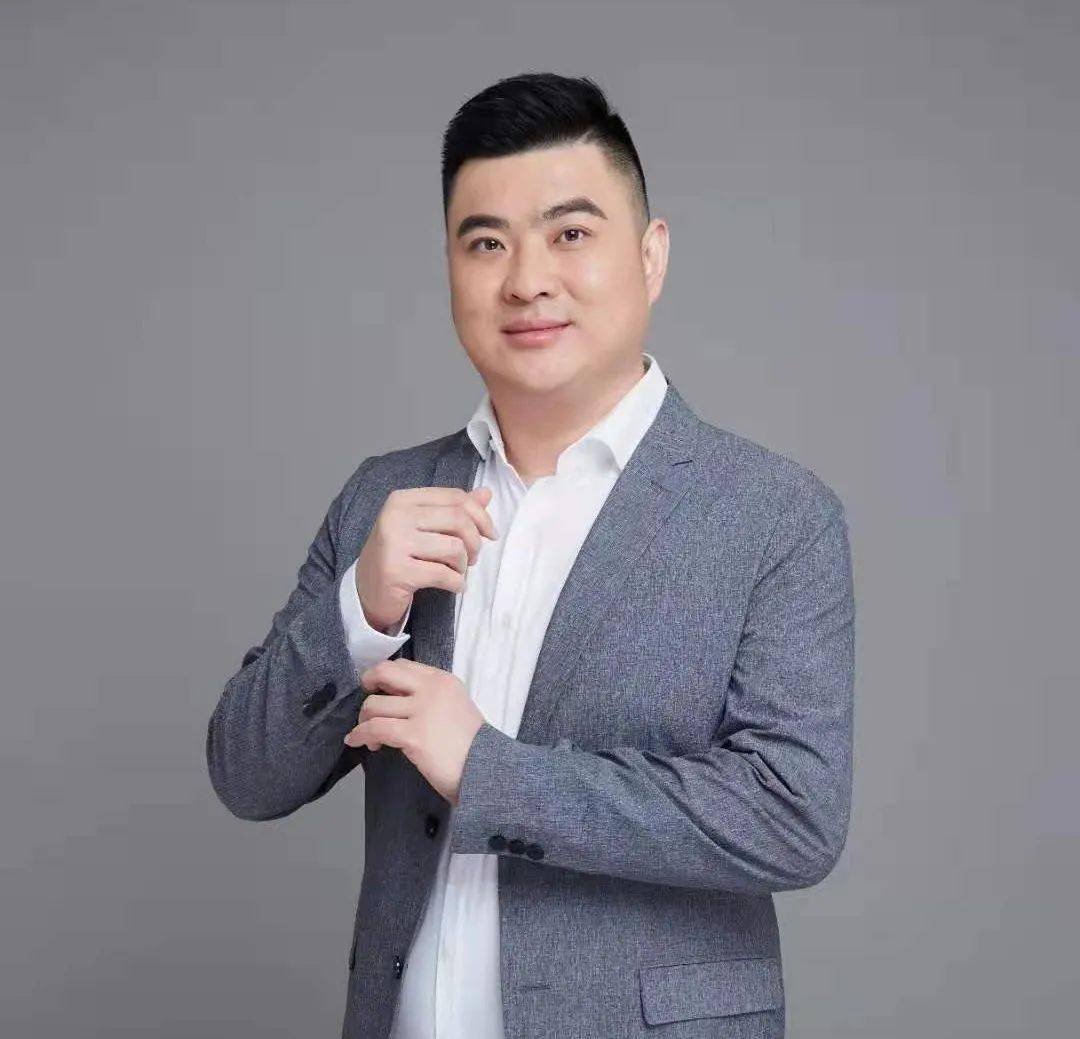 全面指南：普通人如何利用AI技术创作歌曲并录制自己的歌声