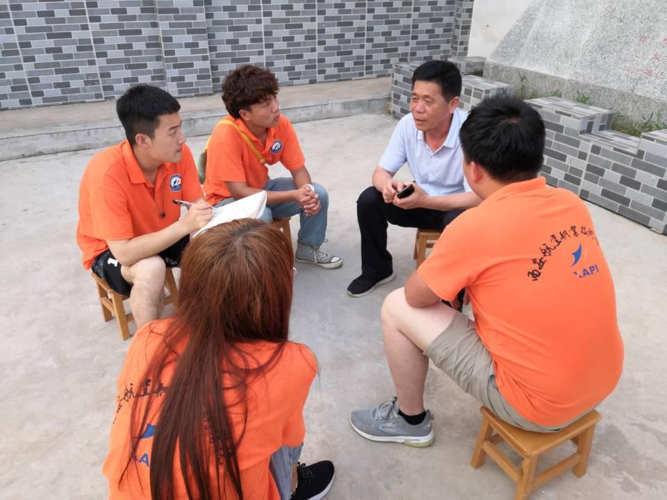 全面解析AI课程实践：项目案例、挑战与解决方案报告