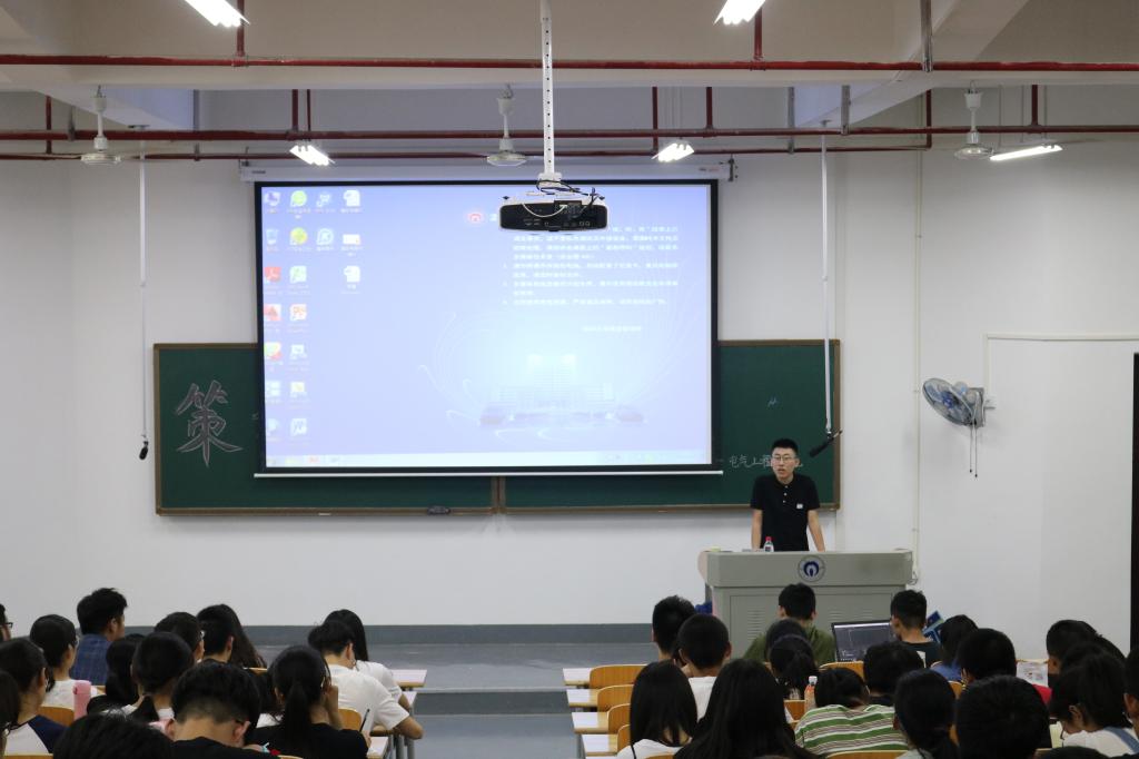 ai培训学校照片文案怎么写